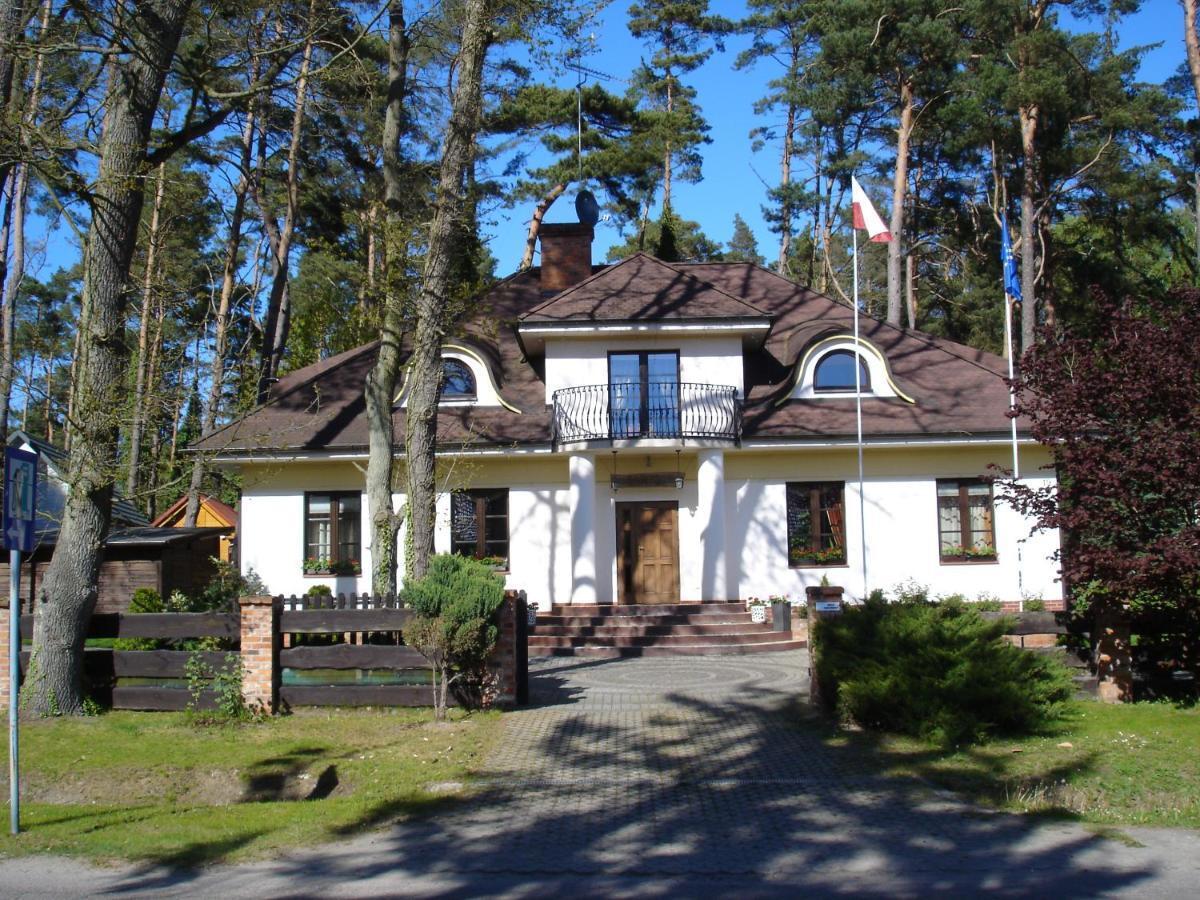 Goscinny Dworek Pobierowo Exterior photo